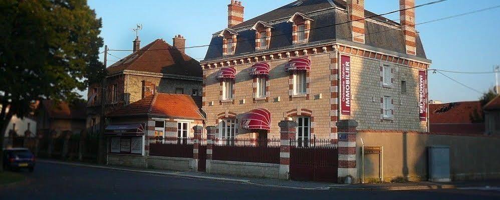 Manoir Francois 1Er Hotell Vitry-le-François Exteriör bild