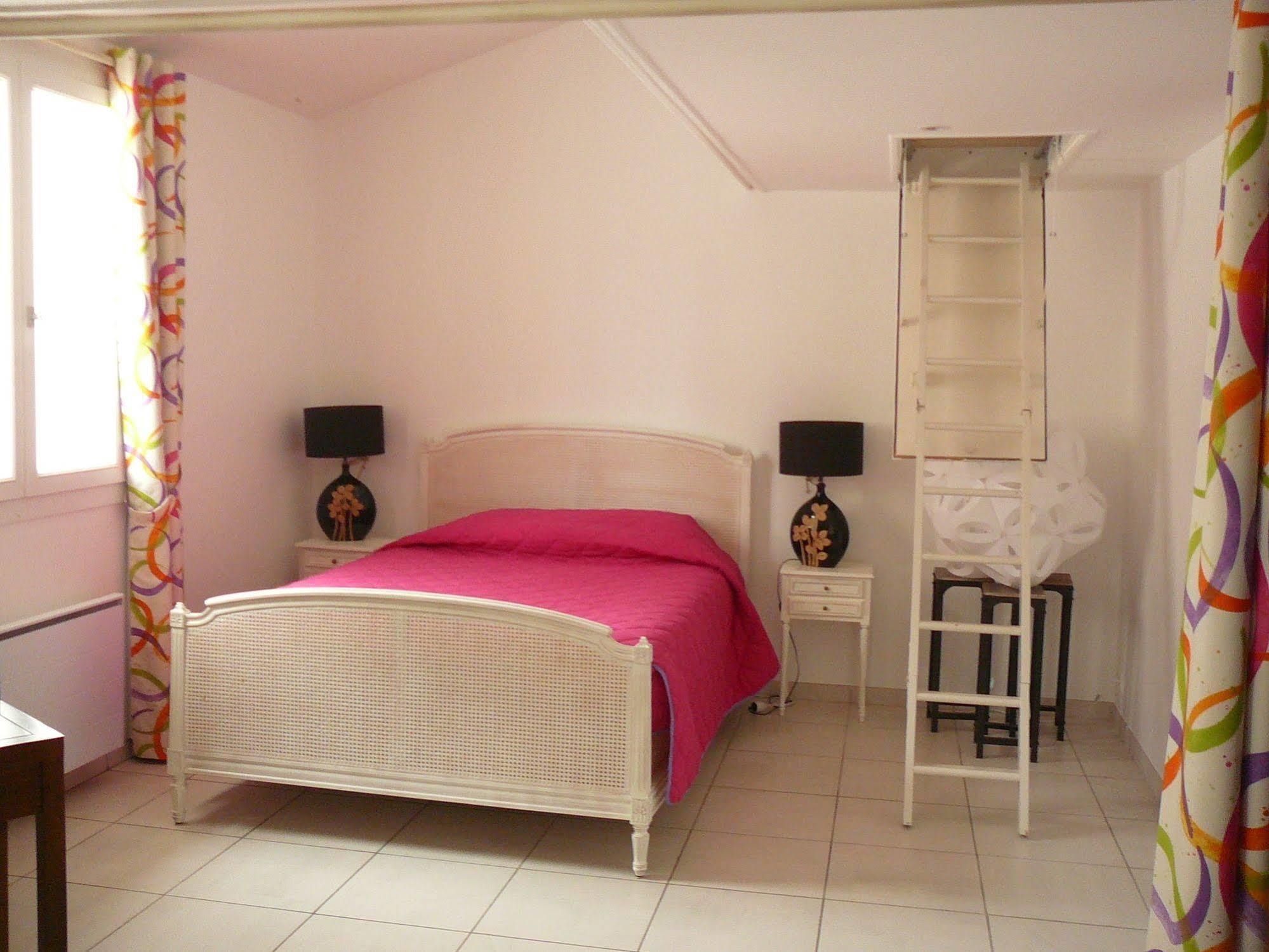 Manoir Francois 1Er Hotell Vitry-le-François Exteriör bild